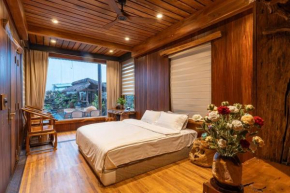 Mộc Wooden Villas with Private Pool in Center